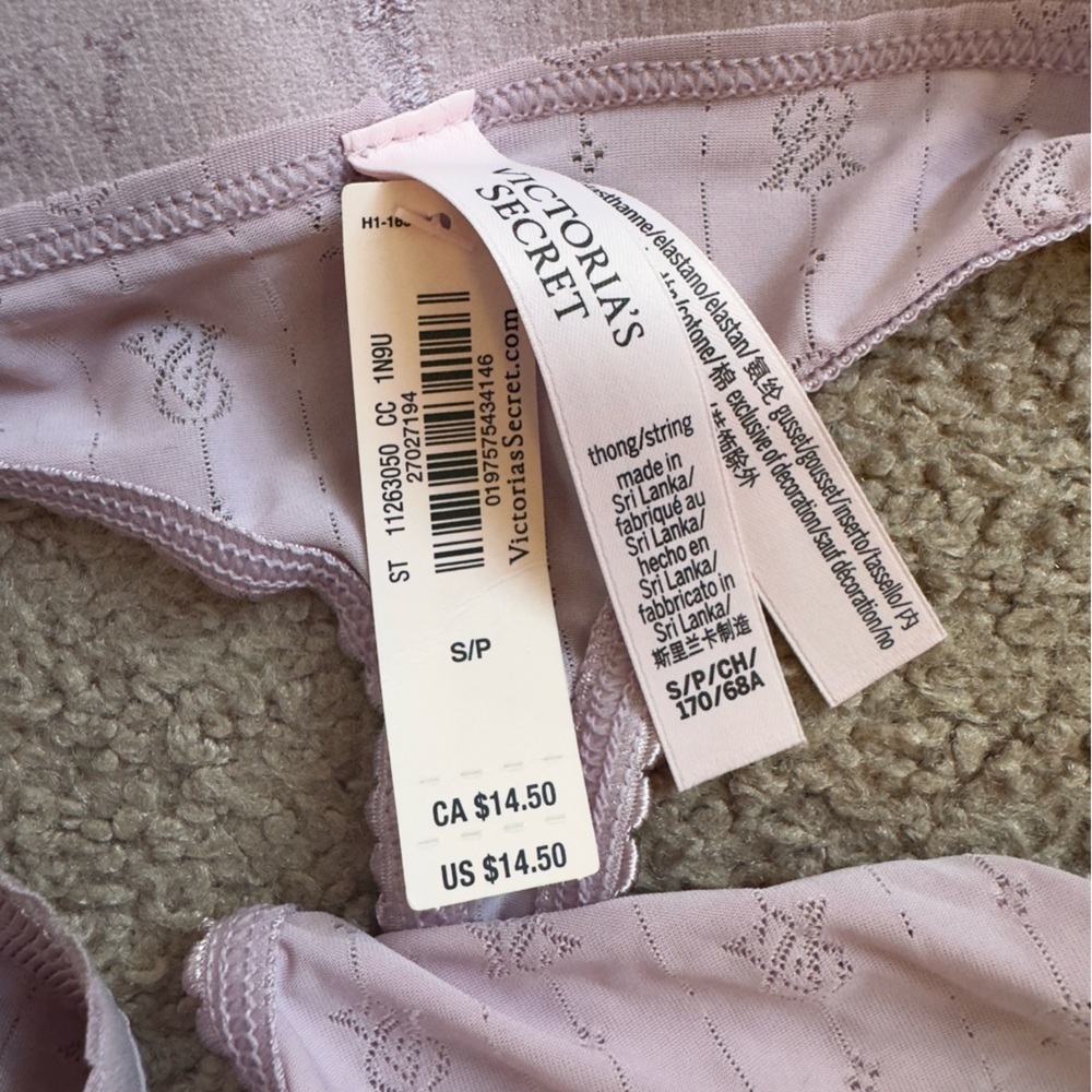 Victoria Secret Push Up Bra Set - Picture 2 of 4